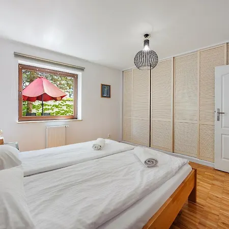 Lovely Terrace With Car Place Apartment