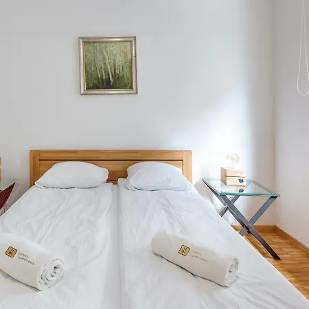 Lovely Terrace With Car Place Apartamento