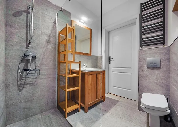 Lovely Terrace With Car Place